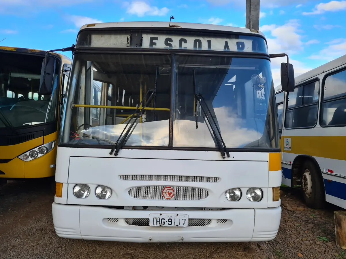 LOTE 017 - ÔNIBUS MIL SVELTO ESCOLAR MARCA MERCEDES BENZ, Cap. 50 passageiros, placa IHG9117, ano/modelo1998/1998