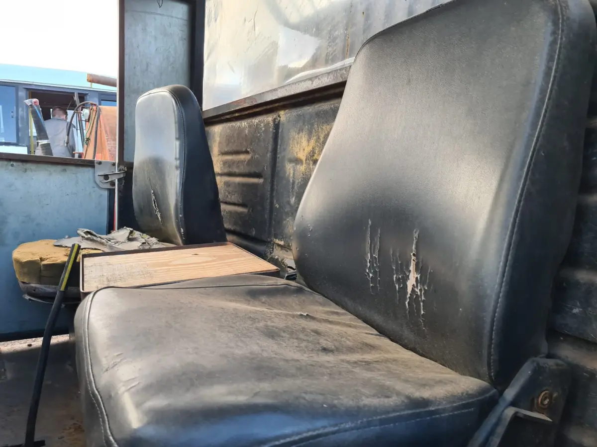 LOTE 014 - CAMINHÃO CARROCERIA ABERTA, CTT 1.600, MARCA TRAMONTINI