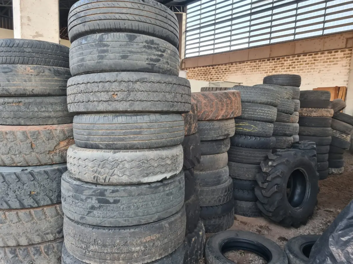 LOTE 005 - Sucata de Pneus