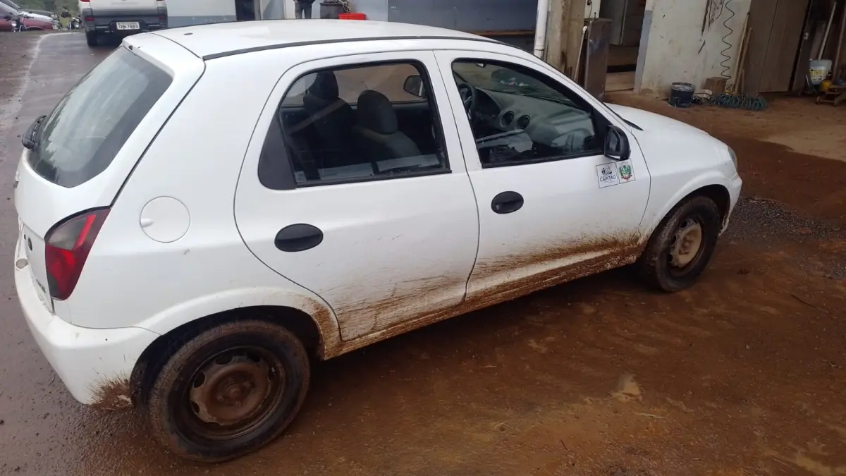 LOTE 002 - CELTA 1.0 LS, Marca CHEVROLET, Ano/Modelo 2011/2012