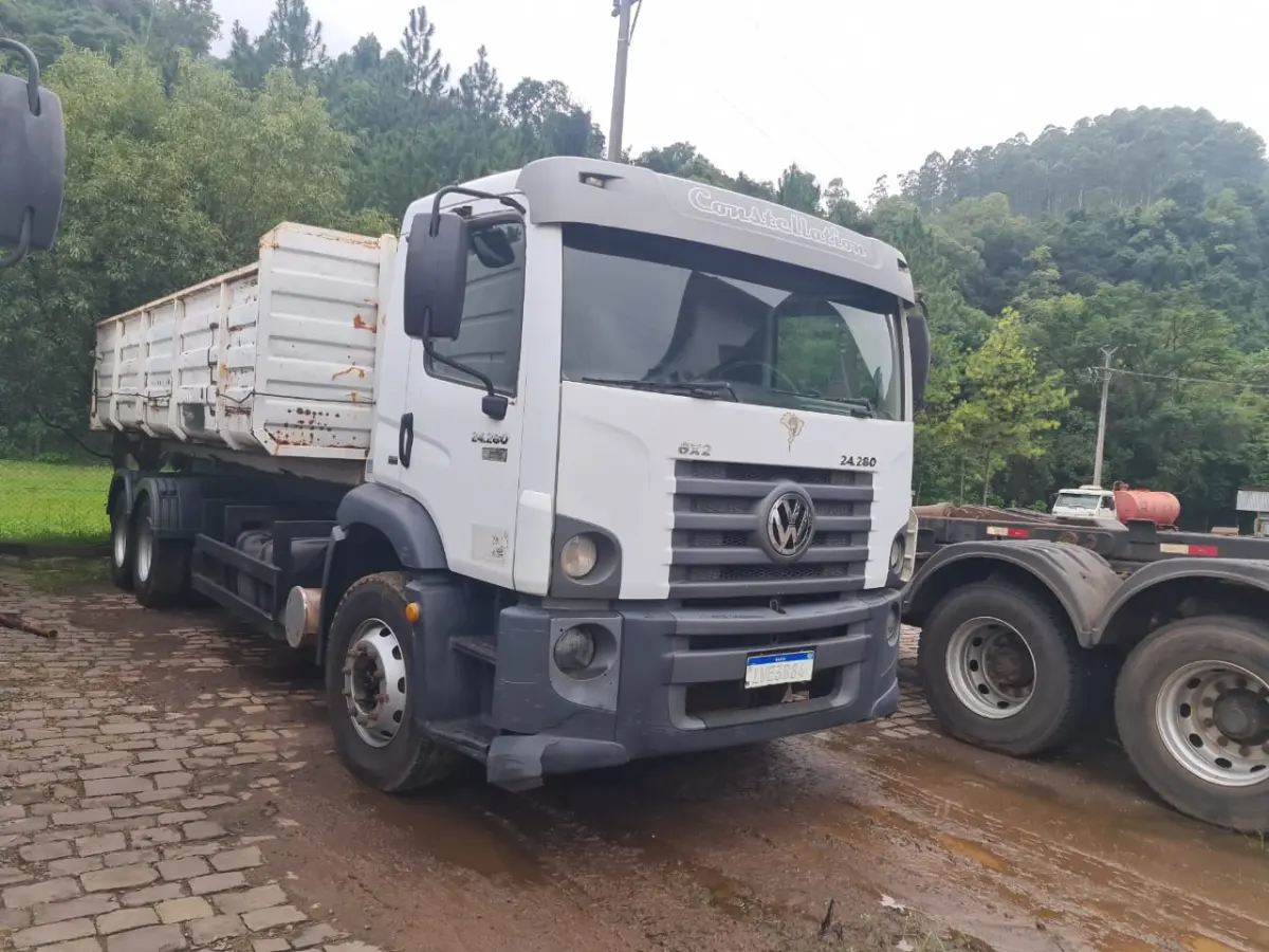 LOTE 000 - CAMINHÃO VW/24.280 CRM 6X2, 2013/2013