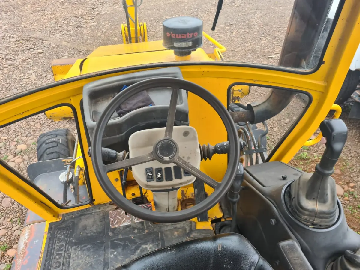 LOTE 019 - RETROESCAVADEIRA , MARCA RANDON , Modelo RK406-B,  ano/modelo 2010/12010