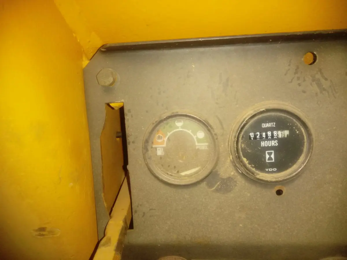 LOTE 004 - PÁ CARREGADEIRA CASE/W20B, AMARELA, 1986/1986