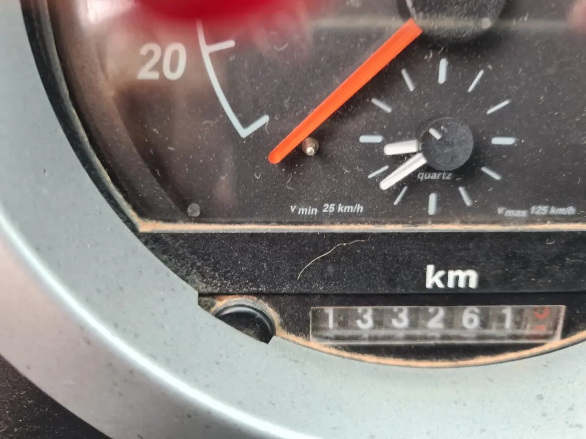 LOTE 006 - CAMINHÃO Ford Cargo 815E, branco, 2010/2011