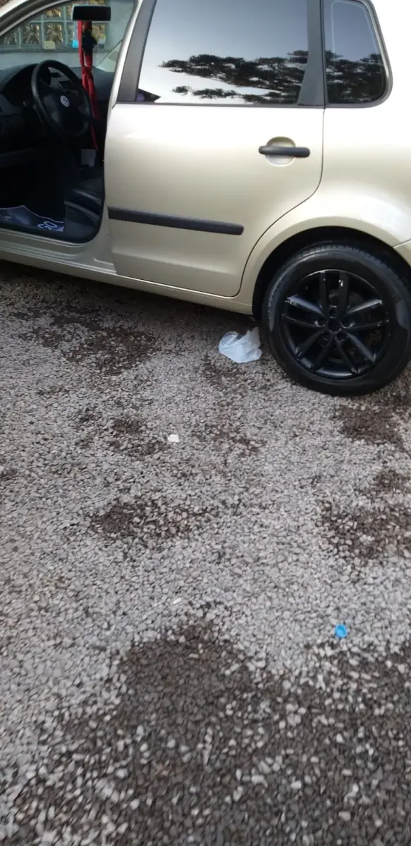 LOTE 002 - VW Polo 1.6, ano/modelo 2003, combustível gasolina, cor prata