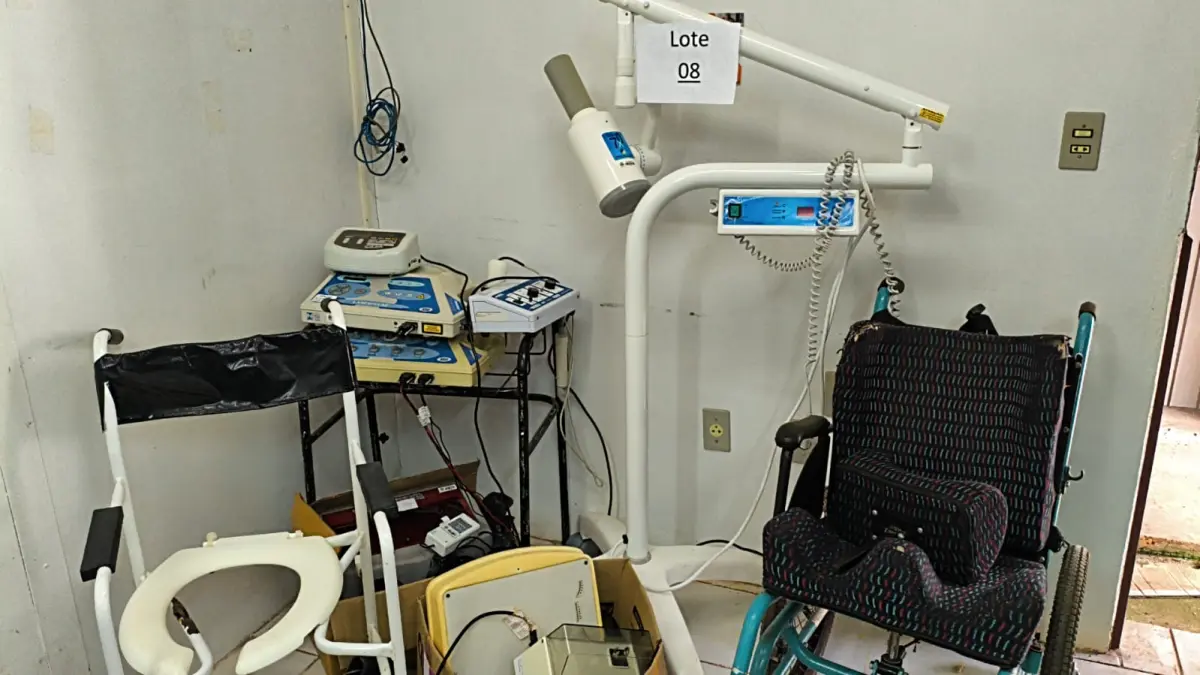 LOTE 008 - EQUIPAMENTOS MÉDICO HOSPITALAR