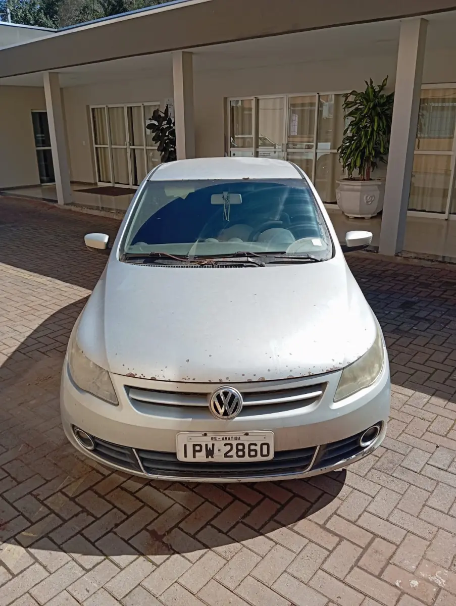 LOTE 021 - AUTOMOVEL VOLKSWAGEM GOL 1.6 POWER, ALCO/GASOL, 2009/10 E RADIO AUTOMOTIVO C/CD MPE E USB PIONNER