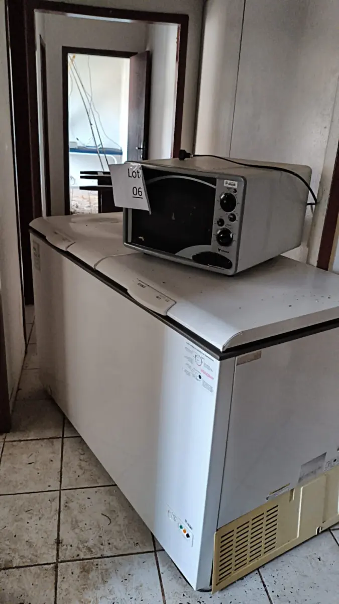 LOTE 006 - EQUIPAMENTOS DE TECNOLOGIA DA INFORMAÇÃO, MÁQUINAS, FERRAMENTAS E MOBILIÁRIO EM GERAL