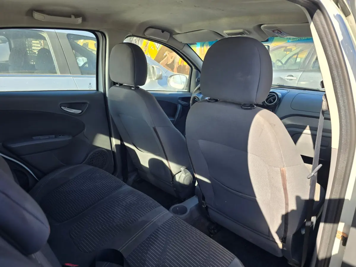 LOTE 009 - Fiat Palio Attractiv 1.4, Ano/Modelo: 2014