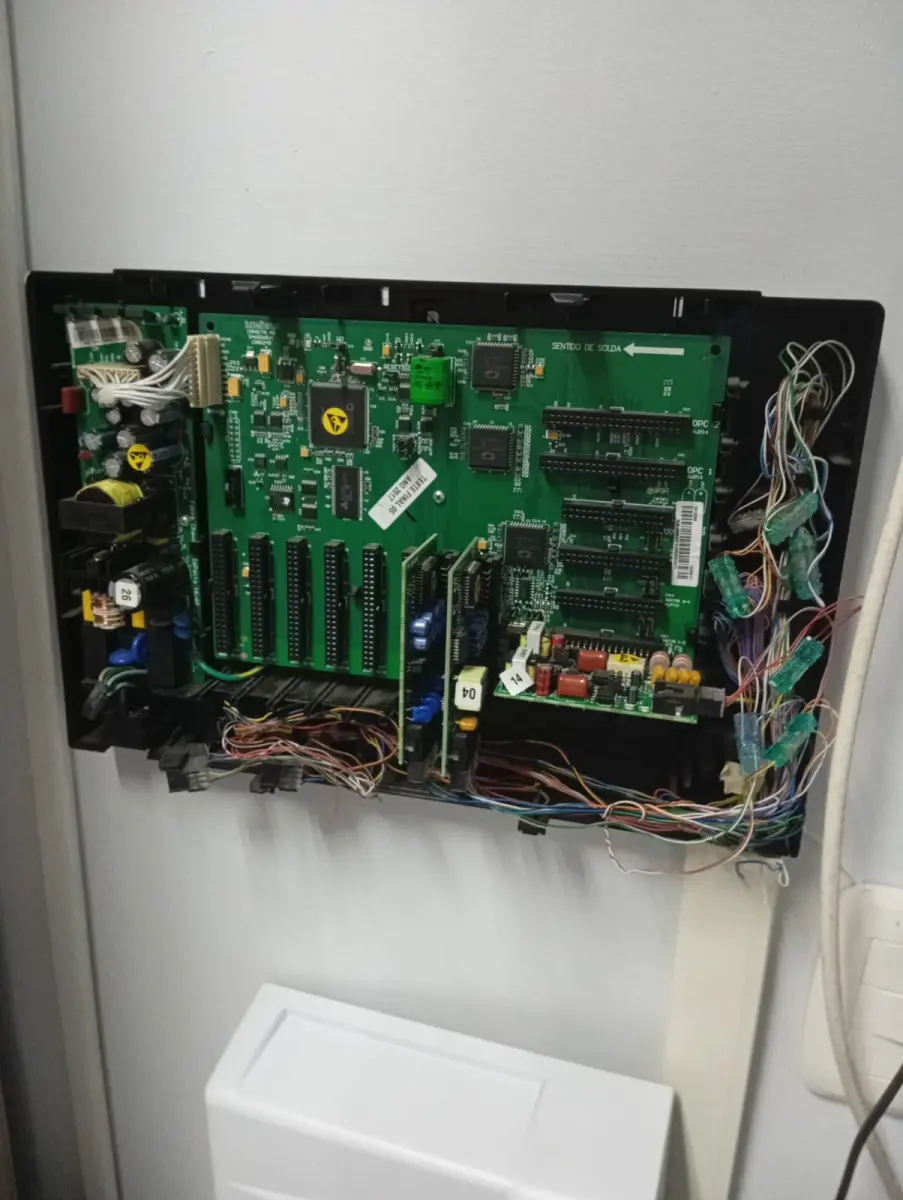 LOTE 030 - Informática