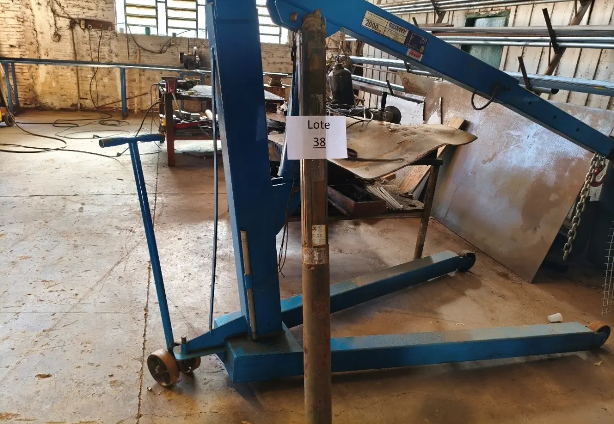 LOTE 038 - BOMBA SUBMERSA VAMBRO 4CV 28 ESTÁGIOS