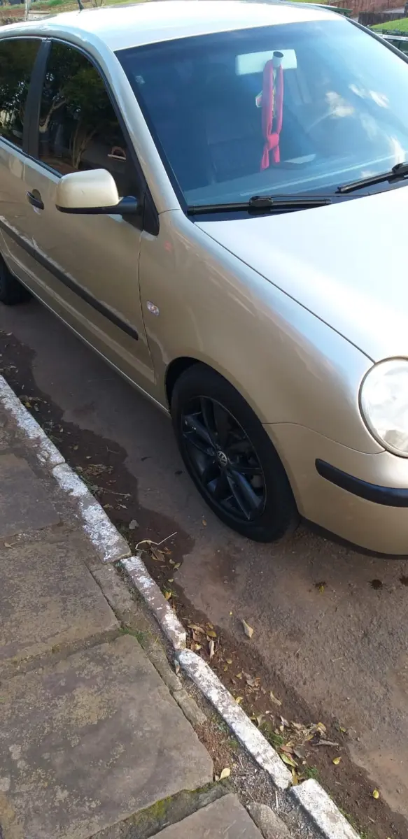 LOTE 002 - VW Polo 1.6, ano/modelo 2003, combustível gasolina, cor prata