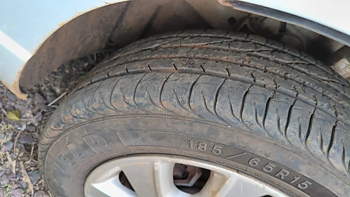 LOTE 017 - VAN CHEVROLET SPIN 1.8 ECONOFLEX AT LTZ, ALCO/GASOL, 2014/2015, 04 PORTAS, CAP. 07 PASSAGEIROS, DIRECAO HIDRAULICA, CAM. AUT., AR CONDICIONADO