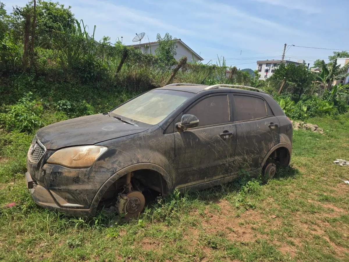 LOTE 000 - Veículo I/SSANGYONG KORANDO C AT, Diesel, 2011/2012