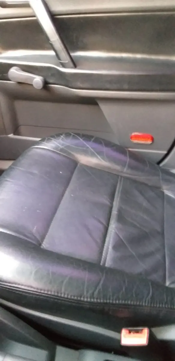 LOTE 002 - VW Polo 1.6, ano/modelo 2003, combustível gasolina, cor prata