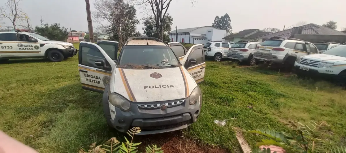 LOTE 013 - IAT/PALIO WK ADVEN FLEX, placa: IUN-4832,  ano/modelo: 13/14