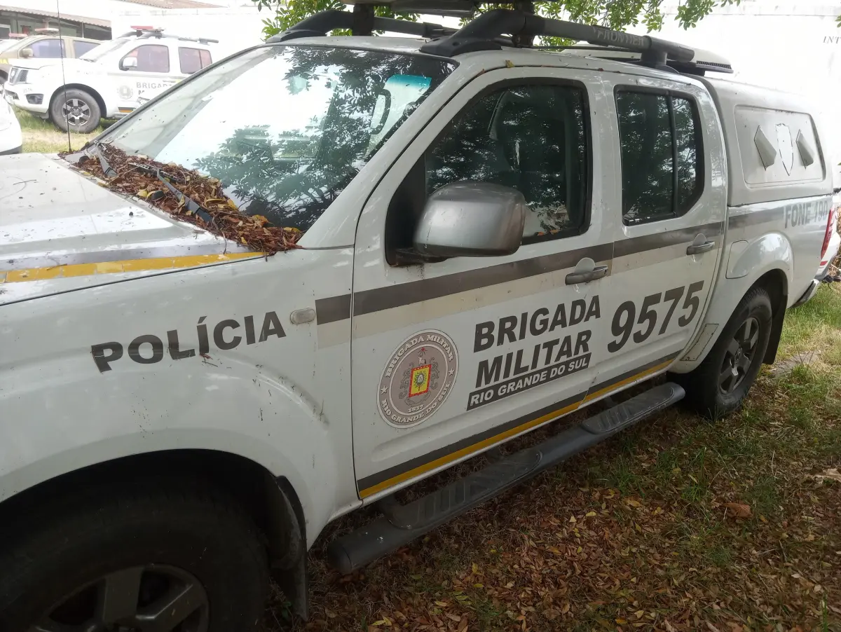 LOTE 072 - NISSAN/FRONTIER SVATK4X4, placa: IVB-4788, ano/modelo: 13/14