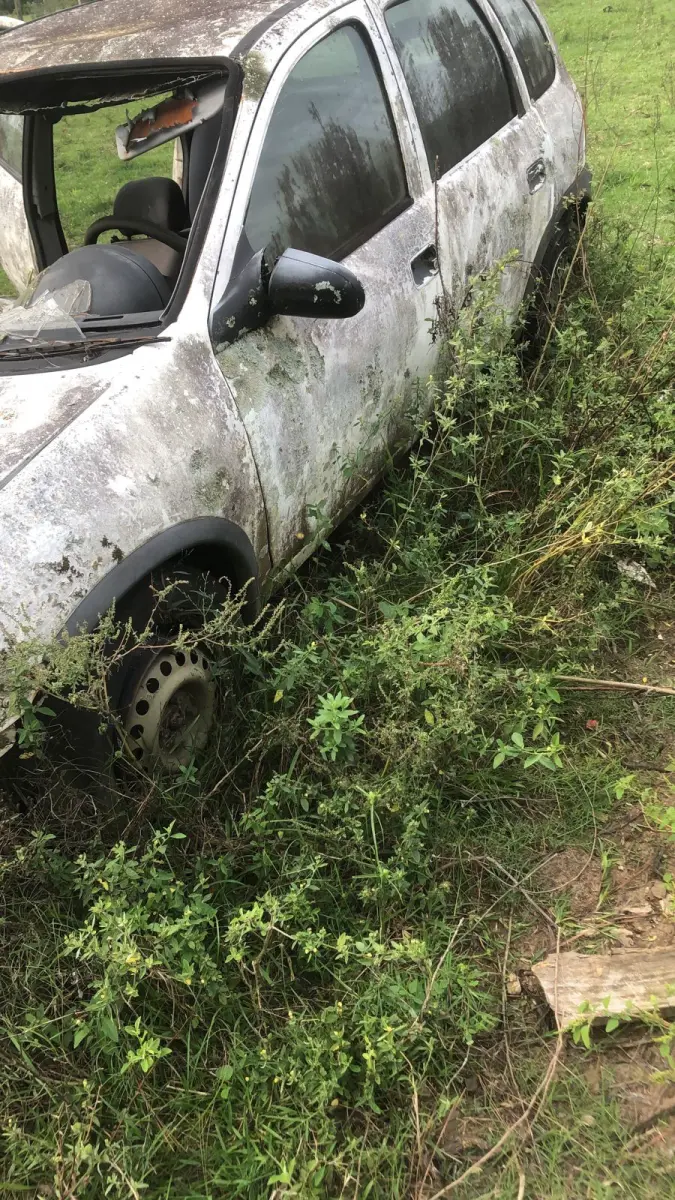 LOTE 096 - GM/CORSA GL, placa: JBM-0962, ano/modelo: 98/99