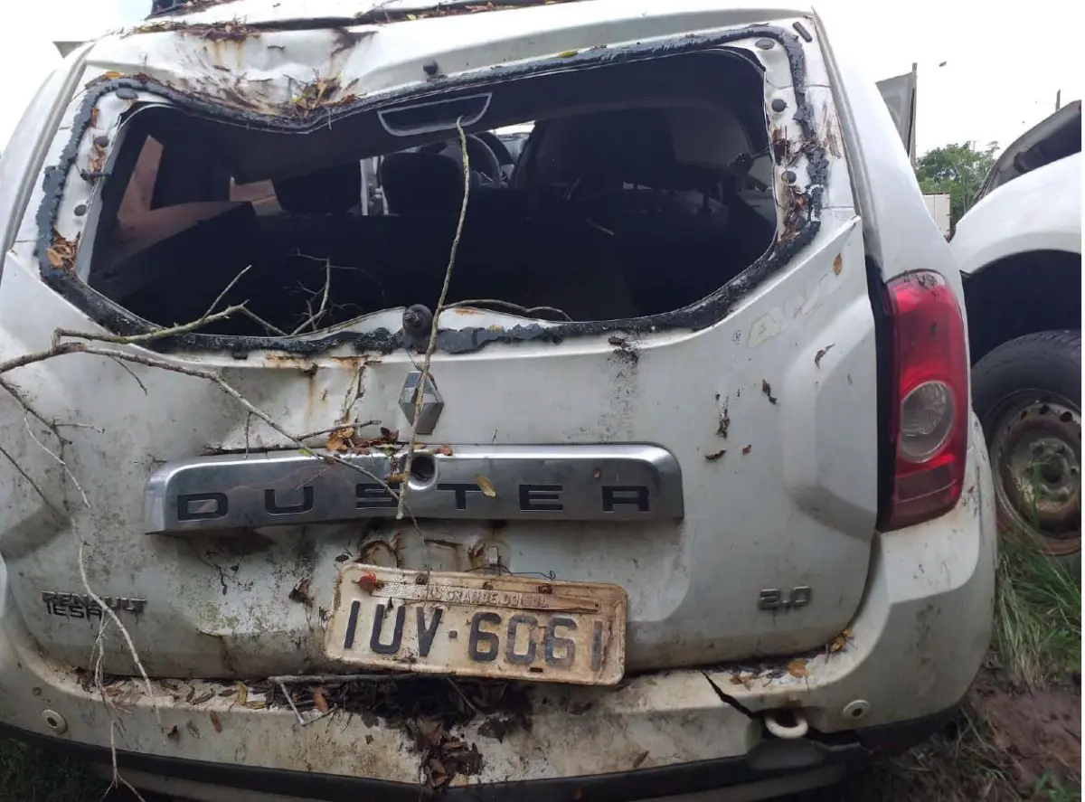 LOTE 018 - RENAULT/DUSTER 20 D 4X4, placa: IUV-6061,  ano/modelo: 13/14