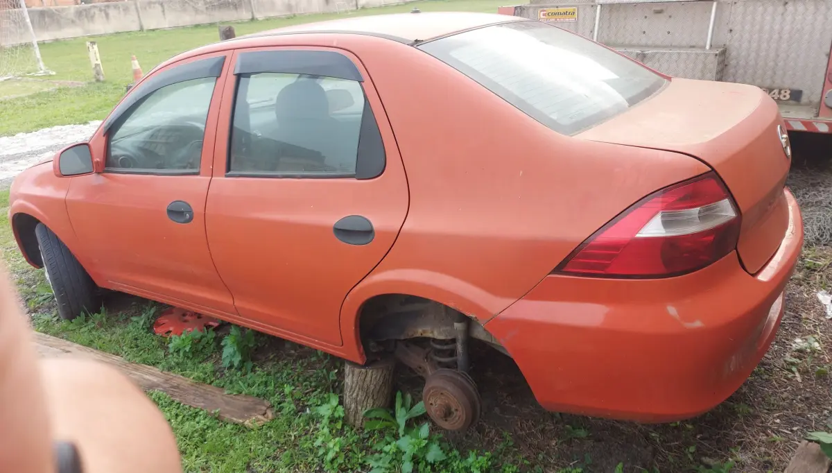 LOTE 006 - GM/PRISMA JOY , placa: JBM-3B64, pano/modelo:  09/10