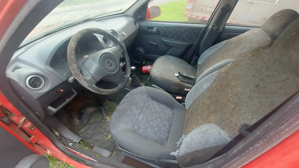 LOTE 006 - GM/PRISMA JOY , placa: JBM-3B64, pano/modelo:  09/10