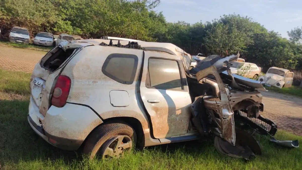 LOTE 018 - RENAULT/DUSTER 20 D 4X4, placa: IUV-6061,  ano/modelo: 13/14