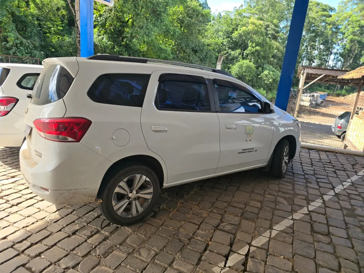 LOTE 006 - CHEVROLET SPIN 1.8L AT PREMIER, 2021/2021