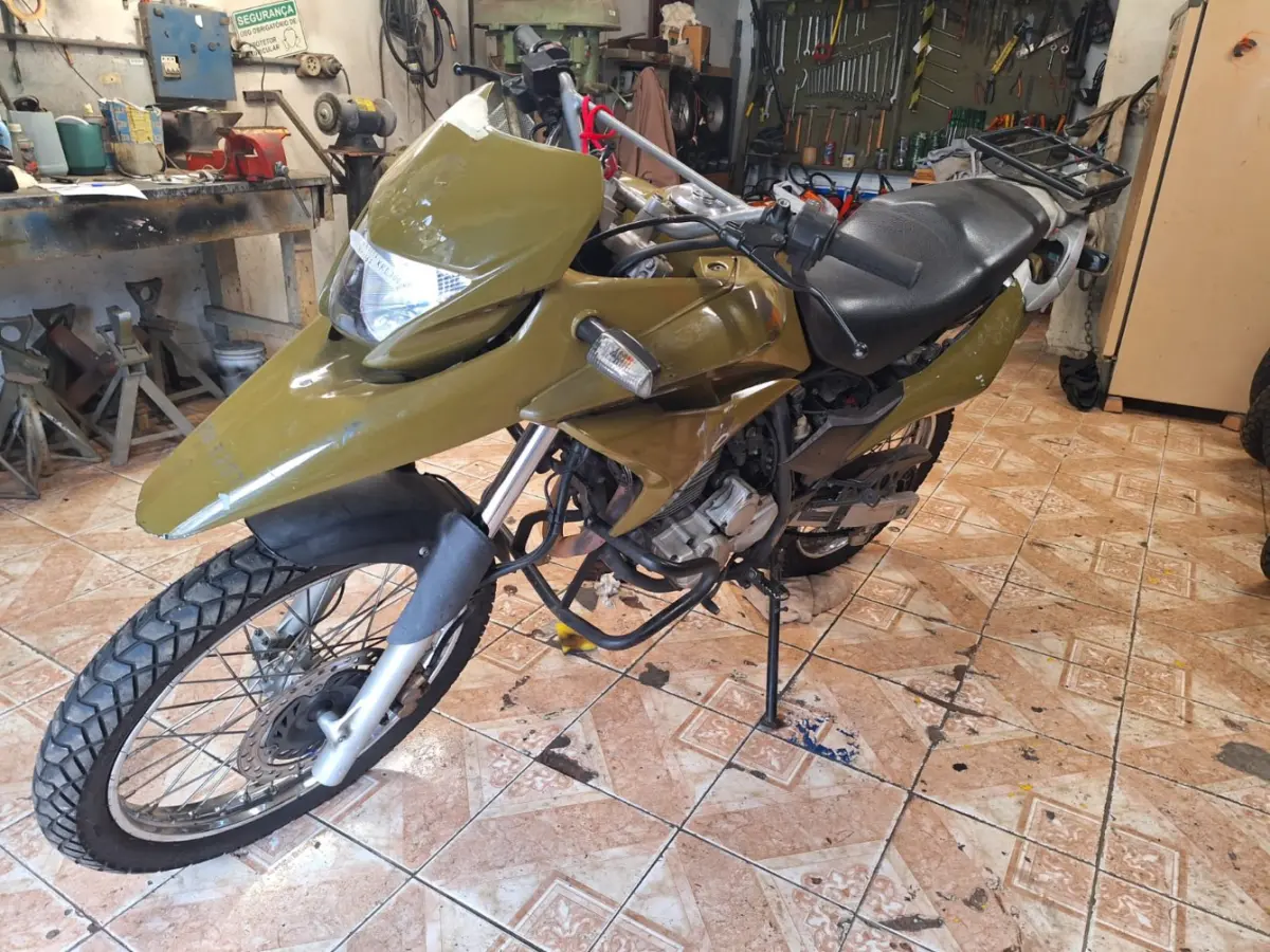 LOTE 009 - Moto: HONDA/XRE 300, placa:JBM-3867, ano/modelo: 12/12