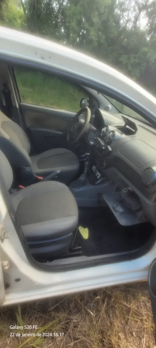 LOTE 027 - FIAT/PALIO ESSENCE 1.6 , placa: IVN-9495, ano/modelo: 14/14