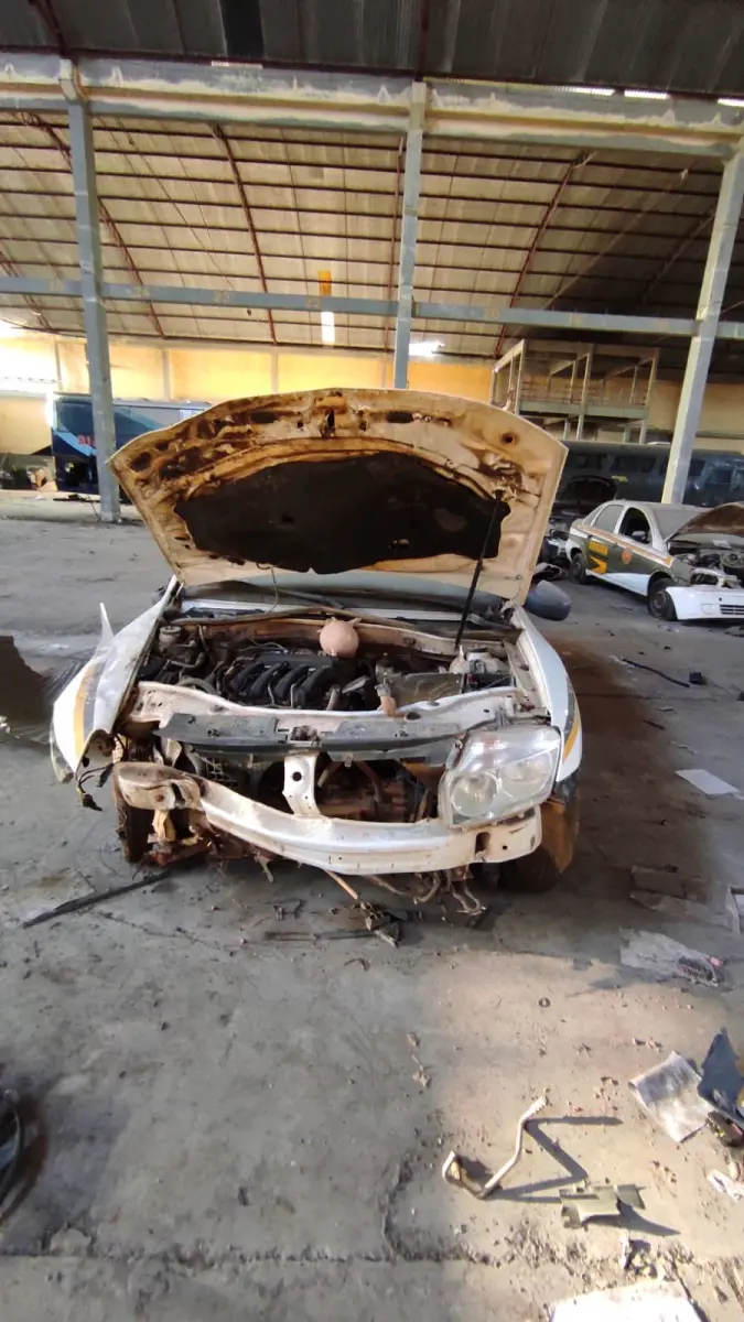 LOTE 043 - RENAULT/DUSTER 16 E 4X2, placa: IUW-6764, ano/ modelo: 13/14