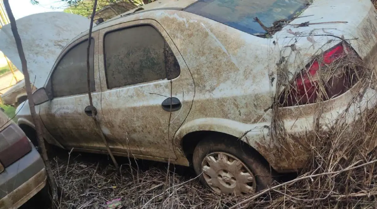 LOTE 023 - GM/PRISMA JOY, placa: IQJ-4025, ano/modelo: 09/10