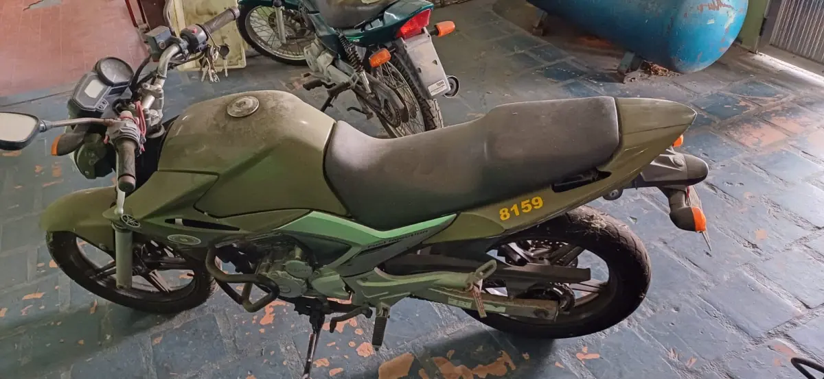 LOTE 078 - YAMAHA/FAZER YS250, placa: IRN-2696, ano/ modelo: 10/11