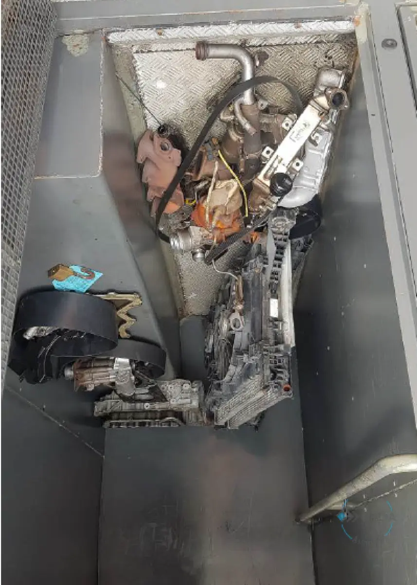 LOTE 100 - RENAULT/MASTER FUR L3H2, placa: IWO-6841, ano/modelo: 14/15