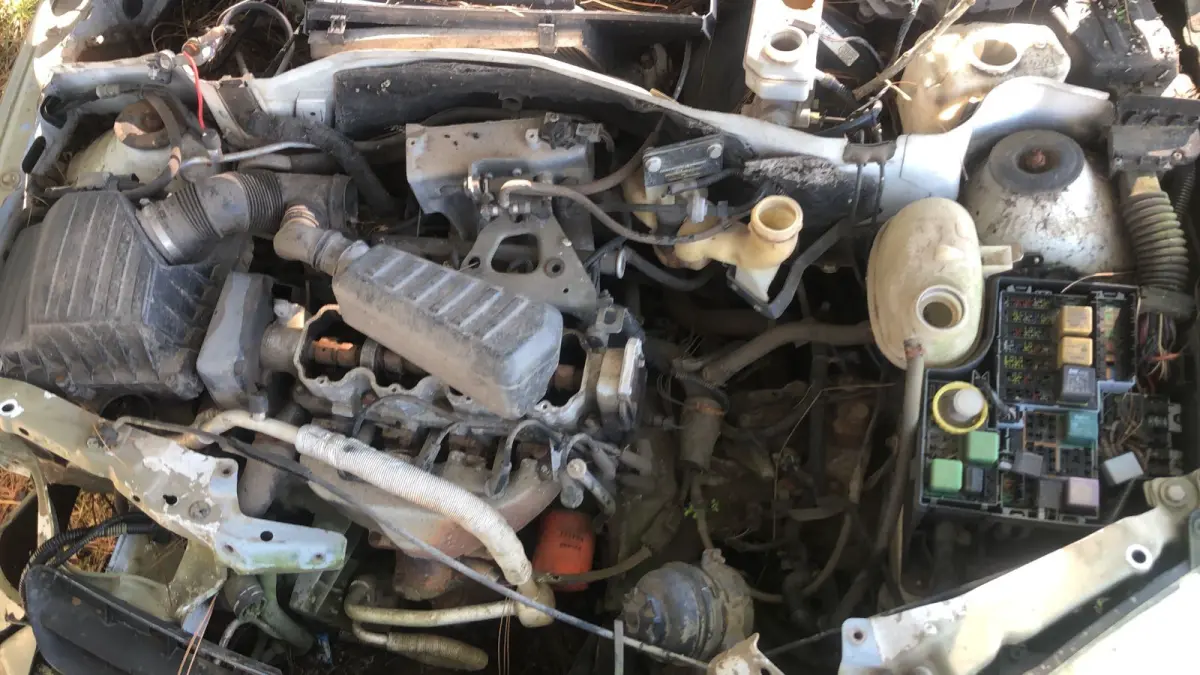 LOTE 097 - GM/CORSA SEDAN, placa: JBM-1076, ano/modelo: 03/04