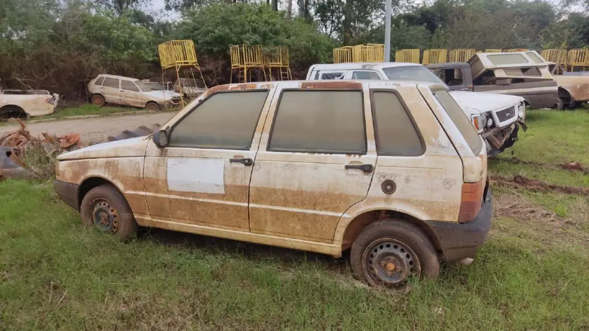 LOTE 022 - FIAT/UNO MILLE FIRE, placa: IKX-4373, ano/modelo: 02/03