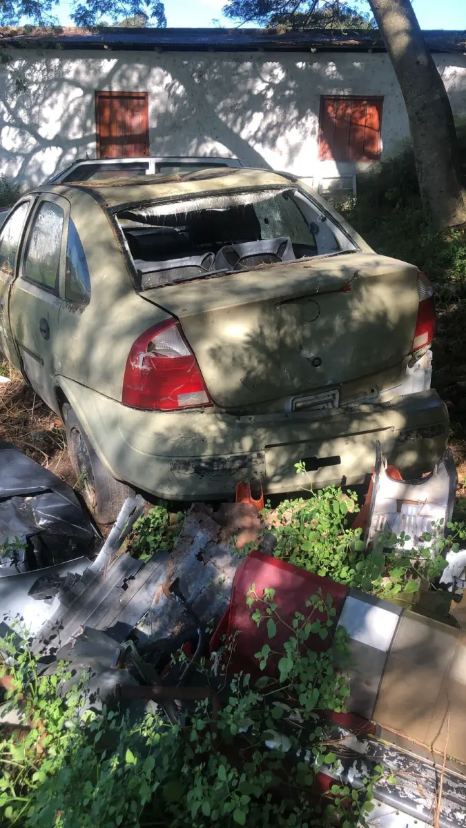 LOTE 097 - GM/CORSA SEDAN, placa: JBM-1076, ano/modelo: 03/04