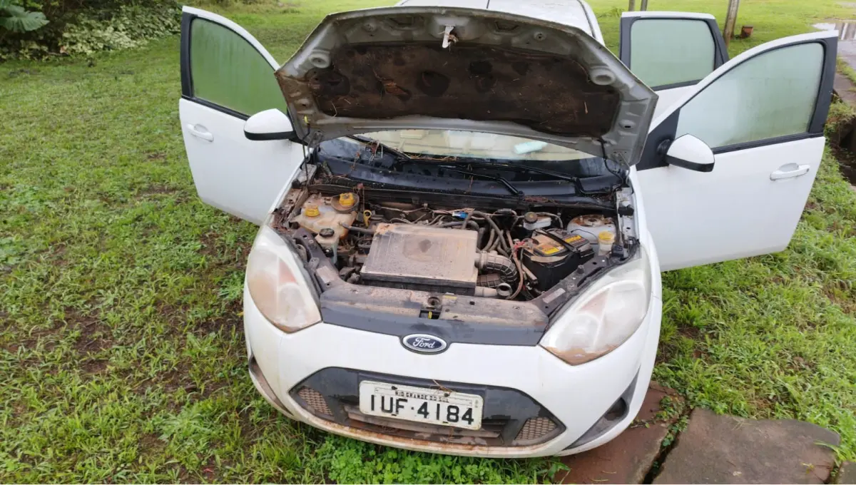 LOTE 034 - FORD/FIESTA SEDAN 1.6 FLEX, placa: IUF-4184, ano/modelo: 13/13