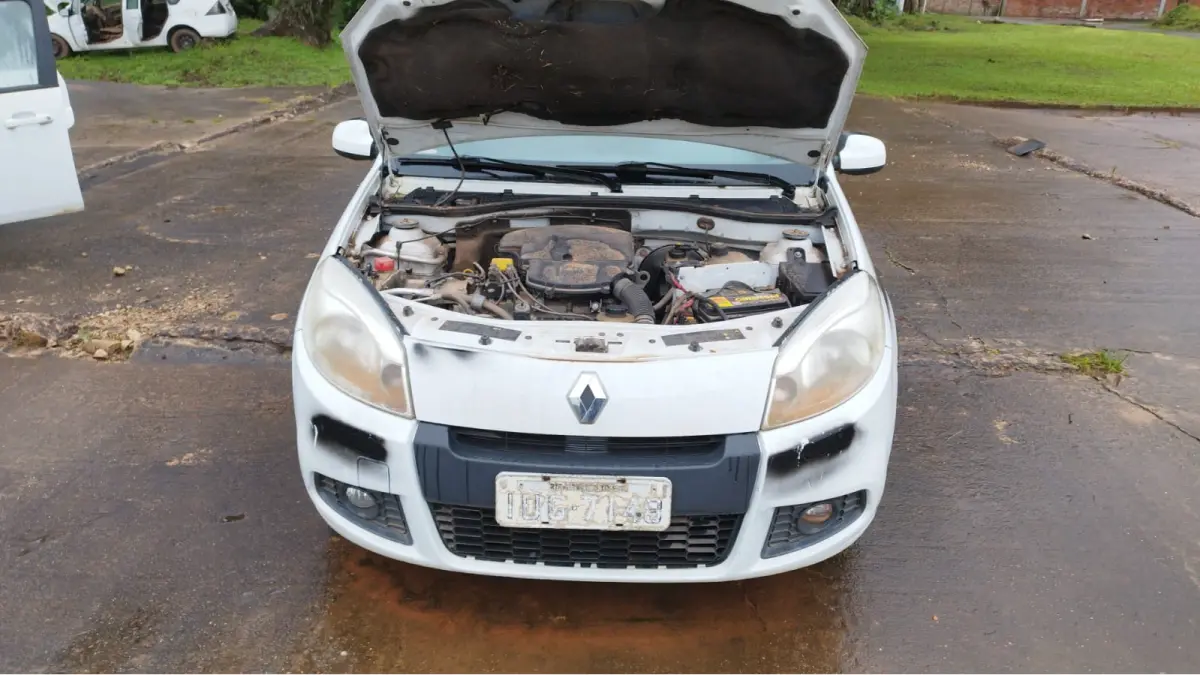 LOTE 035 - ENAULT/SANDERO EXP 16HP, placa:IUG-7148, ano/modelo: 13/13