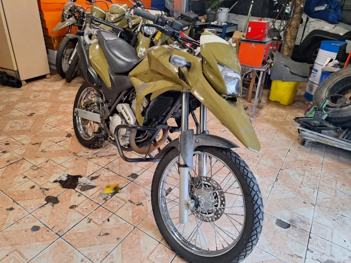 LOTE 009 - Moto: HONDA/XRE 300, placa:JBM-3867, ano/modelo: 12/12