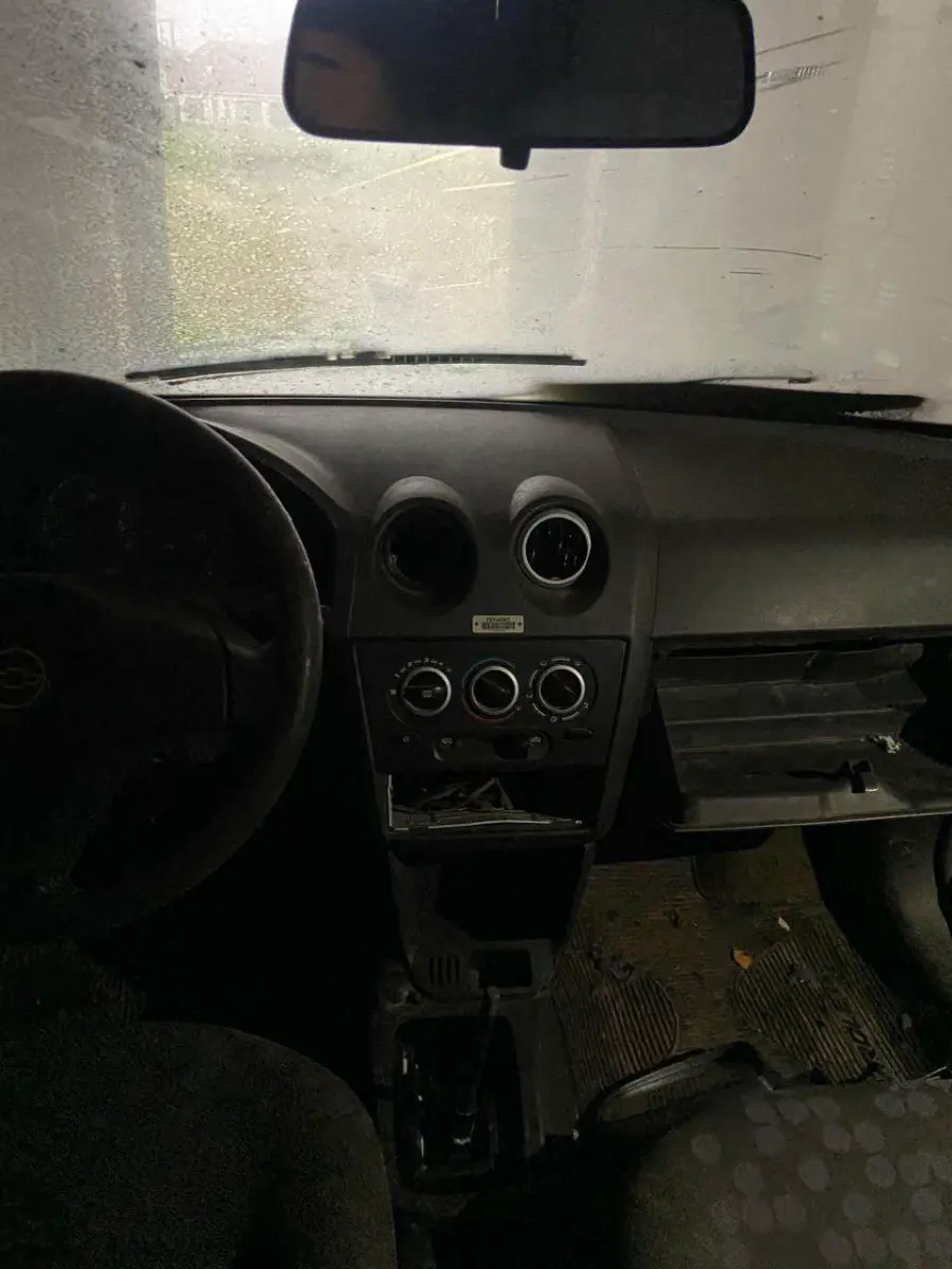 LOTE 033 - GM/PRISMA JOY, placa: IQJ-4008, ano/modelo: 09/10