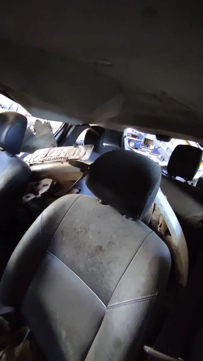 LOTE 043 - RENAULT/DUSTER 16 E 4X2, placa: IUW-6764, ano/ modelo: 13/14