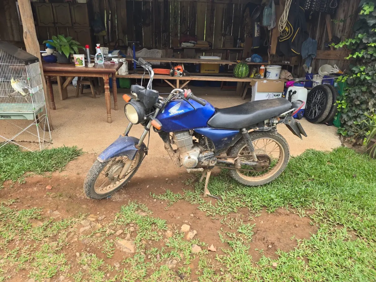 LOTE 001 - HONDA/CG 150 TITAN KS, ano/modelo 2004/2004