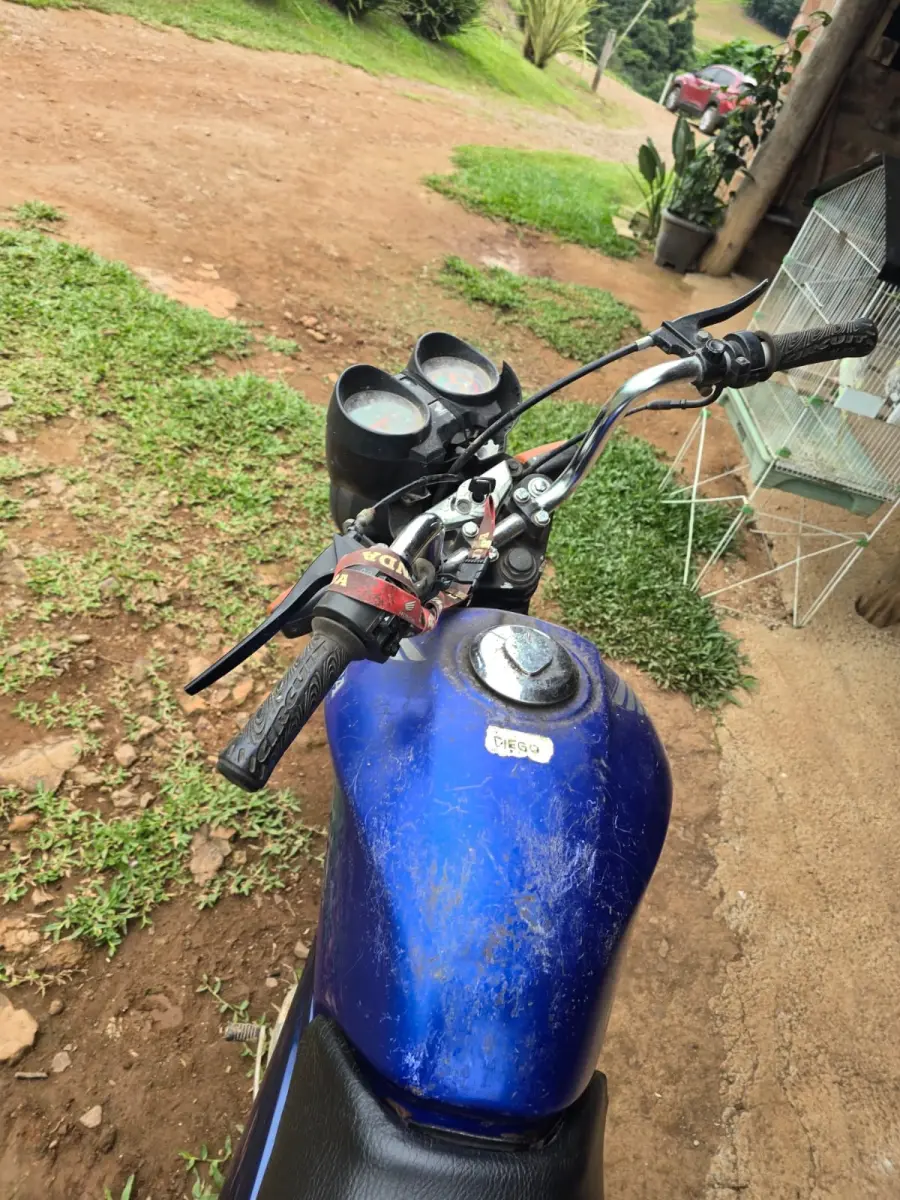 LOTE 001 - HONDA/CG 150 TITAN KS, ano/modelo 2004/2004