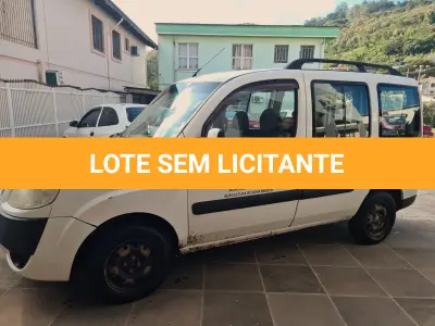 LOTE 001 - FIAT DOBLÔ HLX 1.8 16 V E. TORQUE FLEX