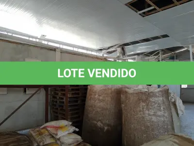 LOTE 022 - MAQUINÁRIO INDUSTRIAL, (01 caldeira tipo hibrida da marca Tenge; 02 motores externos de ar condicionado Split marca Consul e Comfree  sem a máquina interna de refrigeração;;pallets; motores de diversos tamanhos; maquinas de grande e médio porte em  ferro