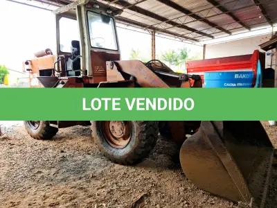 LOTE 003 - Pá-Carregadeira marca Fiatallis . 1997 modelo FR 12B
