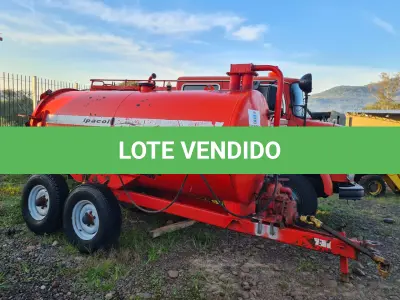 LOTE 009 - Distribuidor de Esterco IAC , capacidade 5.000 litros, série 5686
