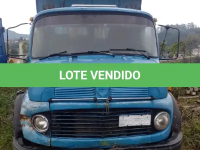 LOTE 004 - CAMINHÃO BASCULANTE L1113, Marca MERCEDEZ BENZ, Ano/Modelo 1982/1982
