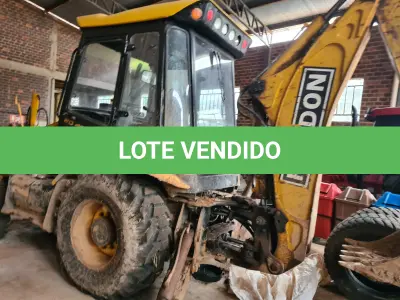LOTE 007 - RETROESCAVADEIRA  RANDON 406k, Modelo da Máquina RK406/RK406/BRD406, Peso Bruto Máximo 9394 Kg; ano 2011.