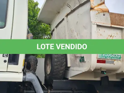 LOTE 005 - CAMINHÃO Ford Cargo 1722E, branco, 2010/2011